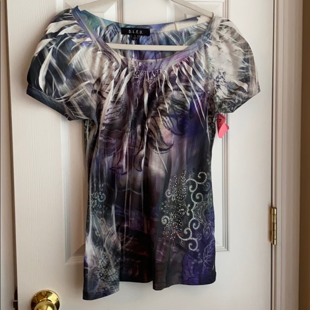 B.L.E.U. Shirt with Texture